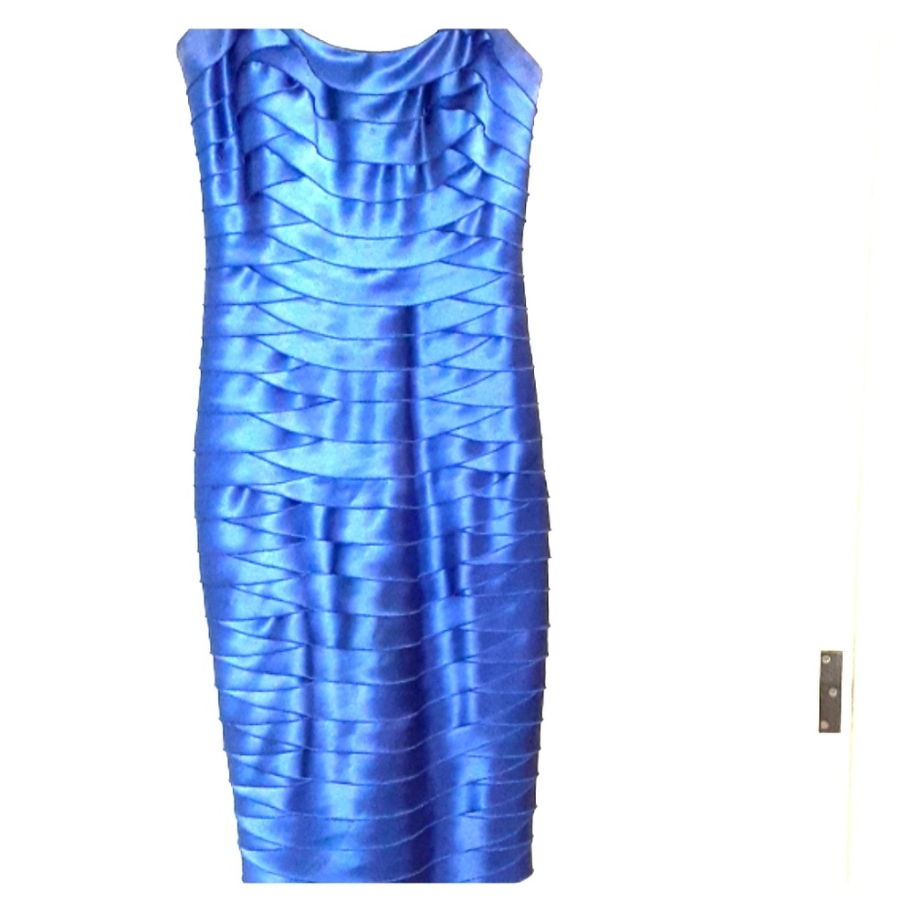 BCBG VINTAGE MAXAZRIA DRESS